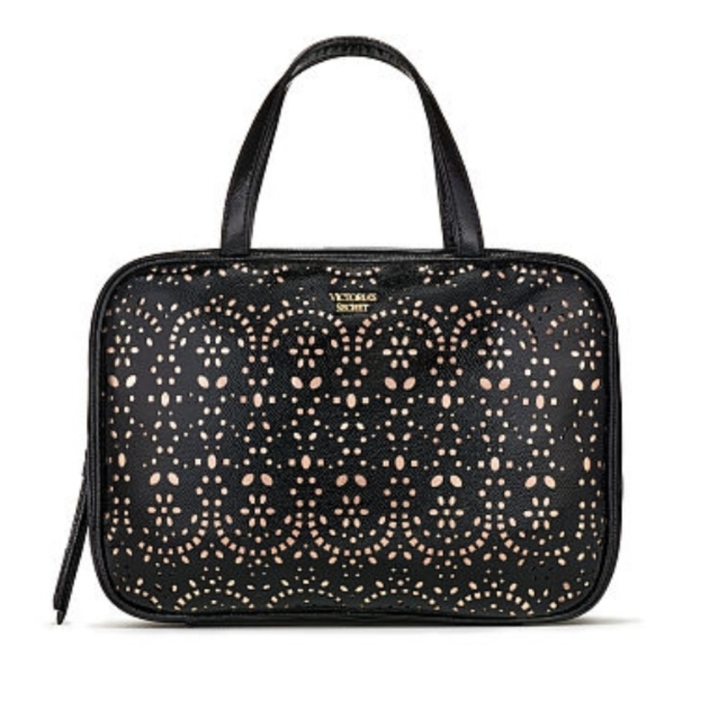 Petal Edge Jetsetter Travel Case

By VICTORIA'S SE